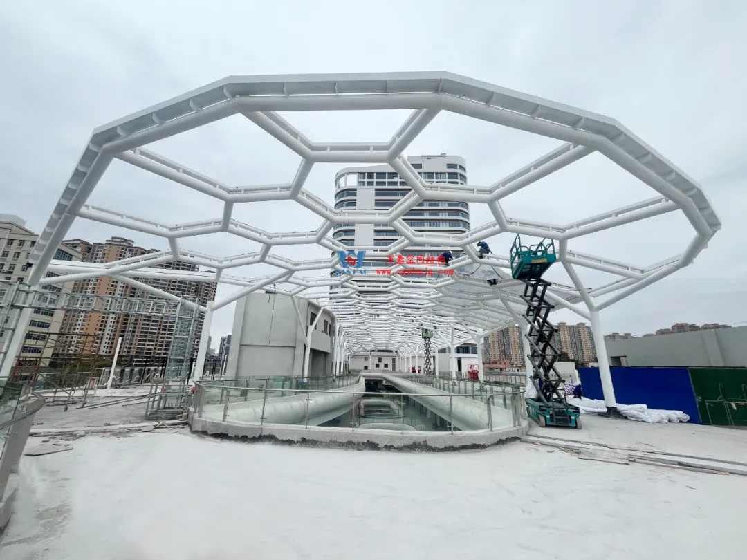 广州茂名总汇天街商业街ETFE膜结构工程