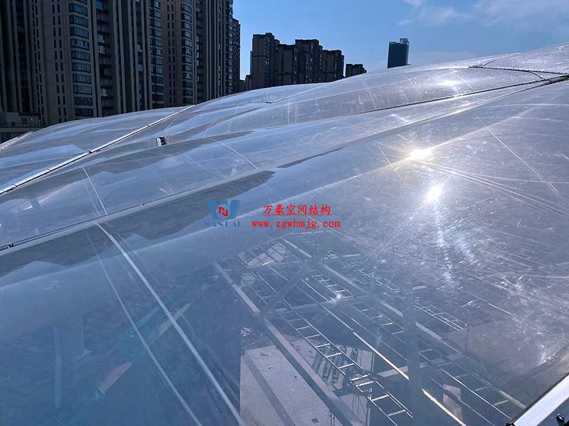 合肥文一塘溪津门天幕钢结构及ETFE气枕膜工程完工