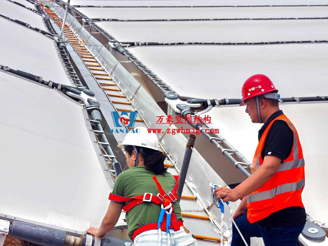 郑州中原高铁港数字展贸城ETFE膜结构 PTFE膜结构项目