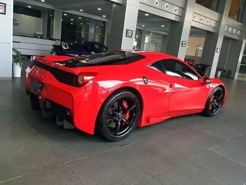 探寻法拉利膜材的秘密：源自何方，品质如何？(图1)