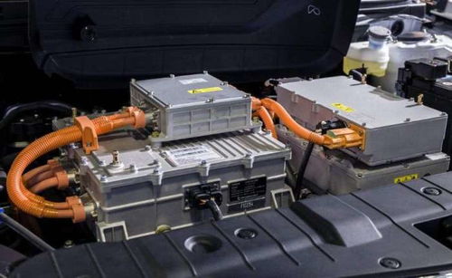 电动汽车电池寿命与价格之谜：揭秘未来出行新趋势