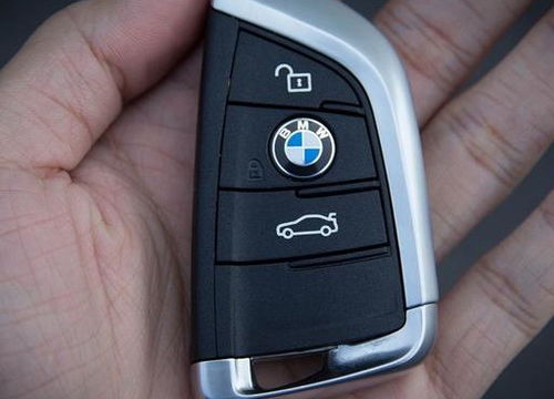 汽车遥控器电池价格揭秘：如何选择性价比高的产品？(图1)