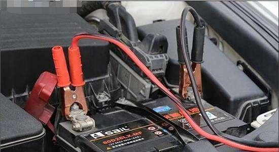 汽车电池多久没电？揭秘电池寿命与保养之道(图1)