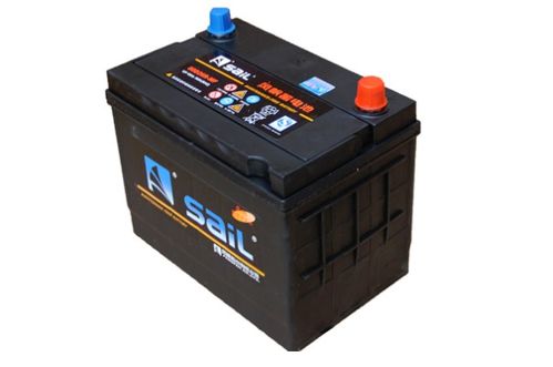 汽车蓄电池更换周期揭秘：何时该说再见？