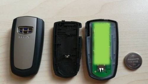 传奇汽车钥匙电池：揭秘其背后的科技与保养之道(图1)