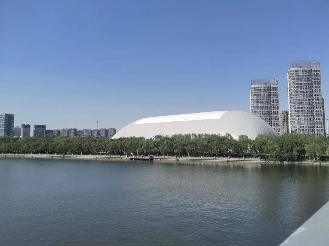 通州大运河畔突现一大型气膜！记者探访：北京跨度最大、副中心首例(图4)