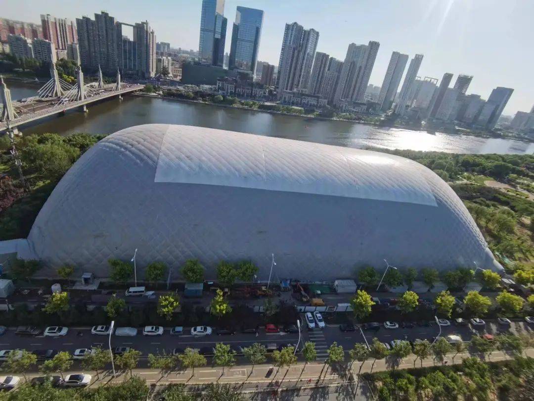 通州大运河畔突现一大型气膜！记者探访：北京跨度最大、副中心首例(图5)